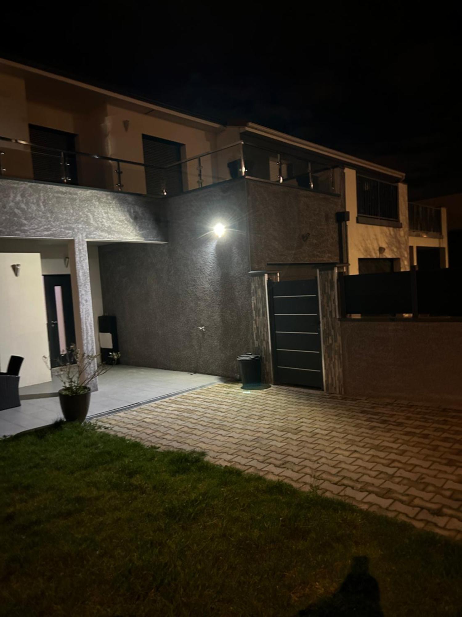 Maison Entiere Cébazat Exterior foto